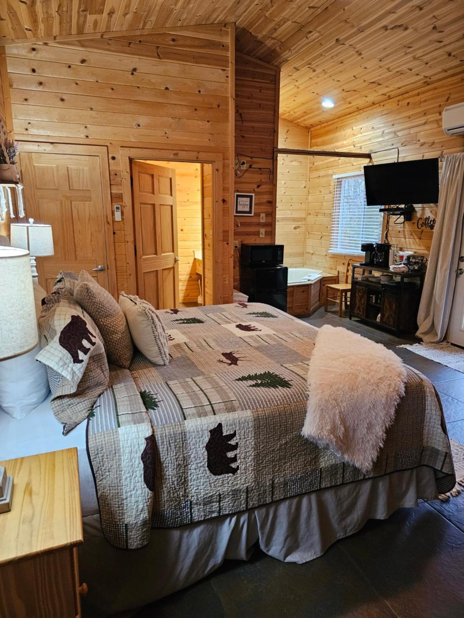 5 Min To Beaver Lake-King Bed-Fire Pit-Jetted Tub #5 ยูเรกาสปริงส์ ภายนอก รูปภาพ